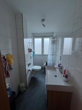 Foto - 2,5 Zimmer 56qm2 Fußbodenheizung Barrierefreie Dusche