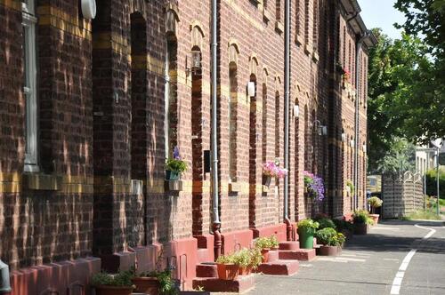 Foto - Kleines Reihenmittelhaus mit Altbaucharme