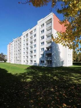 Foto - Wohn(t)raum: geräumige 3-Zimmer-Wohnung