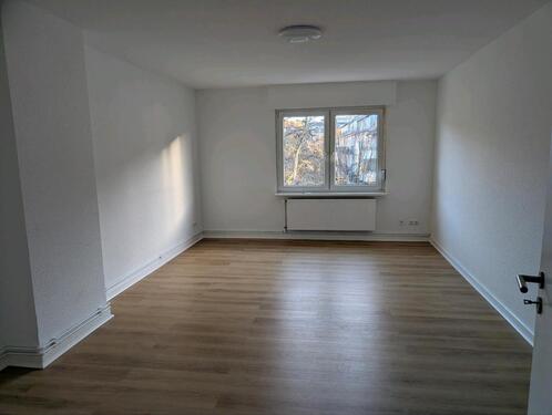 Foto - Ideal für Zwei! Große 2 ZKB- Wohnung in der Bertram Straße zu vermieten!