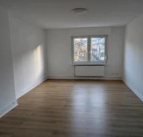 Ideal für Zwei! Große 2 ZKB- Wohnung in der Bertram Straße zu vermieten! - Wiesbaden Südost