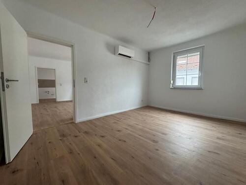 Foto - Erstbezug nach Sanierung 3-ZKB Wohnung