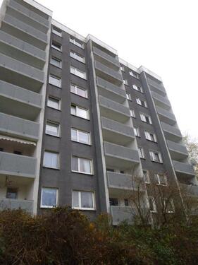 Foto - Renovierte helle 3-Zimmerwohnung mit Aufzug und Balkon in Velbert-Birth