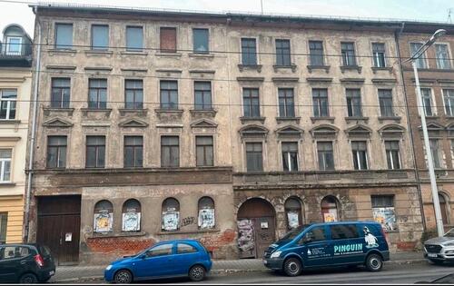 Foto - Zum Verkauf Zwei Sanirungsbedürftige Mehrfamilienhäuser