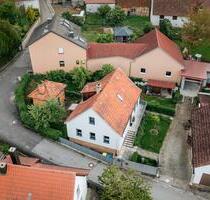 Idyllische Einfamilienhaus im Grünen mit versch. Nebengebäuden - Hohenroth