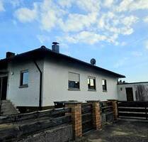 Einfamilien-Bungalow mit großem Grundstück in Reundorf b. Bamberg - Frensdorf