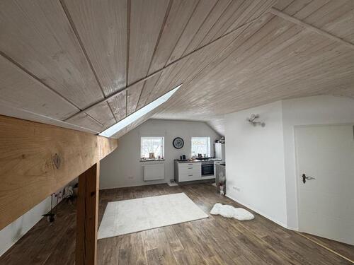 Foto - 1 Zimmer Dachgeschoßwohnung zur Miete in Reisbach