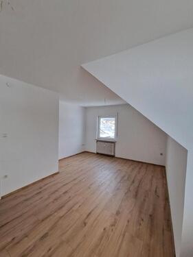 Foto - 3-Zimmer-Wohnung - 800,00&nbsp;EUR Kaltmiete, ca.&nbsp; 70,00&nbsp;m&sup2;