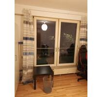 Wohnzimmer zu Vermieten - 500,00&nbsp;EUR Kaltmiete, ca.&nbsp; 13,00&nbsp;m&sup2; in Stuttgart (PLZ: 70599) Birkach