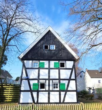 Foto - 4 Zimmer Einfamilienhaus zur Miete in Bergisch Gladbach