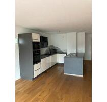 Attraktive 3,5-Zimmer-Maisonette-Wohnung mit Alpensicht und EBK - Gailingen am Hochrhein