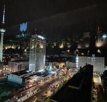 Außen Parkplatz in Mitte (Alex Hackescher Markt) - Berlin
