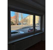 95 qm Erdgeschosswohnung Leopoldstraße 102 ab April zu vermieten - München Bogenhausen