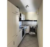 3-Zimmer-Wohnung mit Balkon, Kellerabteil und Garage in Böblingen