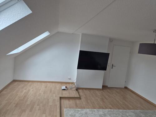 Foto - 2 Zimmer Dachgeschoßwohnung zur Miete in Urmitz