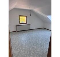 DG Wohnung 2,5 ZKB - 850,00&nbsp;EUR Kaltmiete, ca.&nbsp; 70,00&nbsp;m&sup2; in Kandel (PLZ: 76870)
