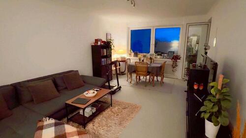 Foto - Helle 2-Zimmer-Wohnung mit sonnigem Balkon in ruhiger,grüner Lage