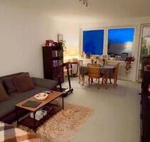 Helle 2-Zimmer-Wohnung mit sonnigem Balkon in ruhiger,grüner Lage - Bremen Blockland