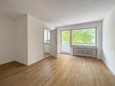 Foto - Balkon auf 1 Zimmer Apartment - Kürzlich Renoviert
