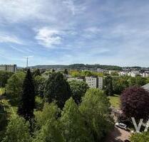 Erstbezug nach Sanierung! Großzügige 3-Zimmer-Wohnung mit Balkon und Fernblick über Saarbrücken