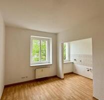 Deine stylische 2-Zimmer-Wohnung mit Wohnküche & Balkon - Plauen Bahnhofsvorstadt