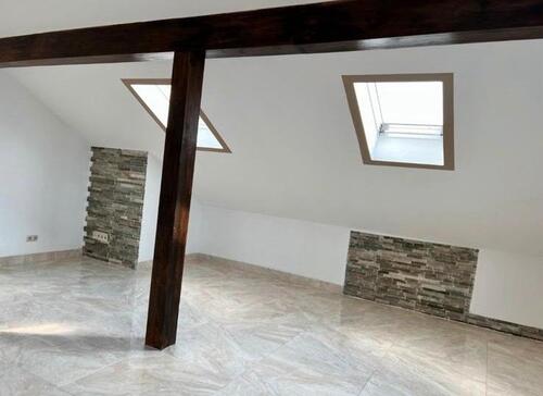 Foto - Schöne Dachgeschosswohnung - 740,00 EUR Kaltmiete,