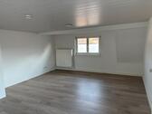 Foto - Altbauwohnung 2,5 Zimmer - 600,00 EUR Kaltmiete, ca.  60,00 m²