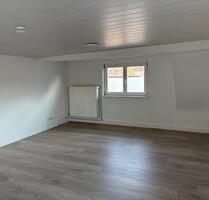 Altbauwohnung 2,5 Zimmer - 600,00 EUR Kaltmiete, ca.  60,00 m² in Roth (PLZ: 91154)