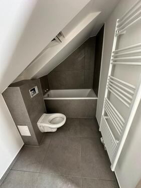 Foto - Ab 01.01.2025 DG wohnung renoviert, Bs Querum