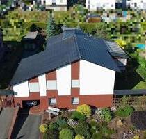 Charmantes Einfamilienhaus mit großem Garten - Calden