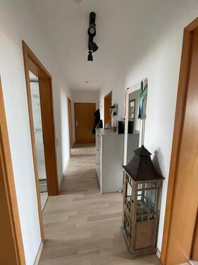 Foto - 3-Zimmer-Wohnung mit Balkon, Küche Neu, Bad Neu– 76 m²