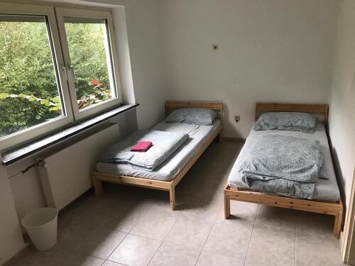 Foto - Möbliertes Zimmer inkl. Internet, Strom und Kühlschrank