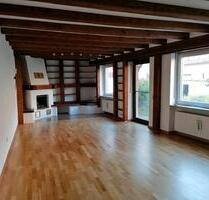 Hinterhaus - 1.100,00&nbsp;EUR Kaltmiete, ca.&nbsp; 125,00&nbsp;m&sup2; in Trier (PLZ: 54294) Feyen-Weismark