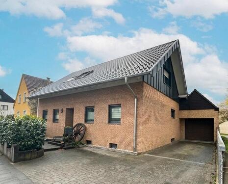 Foto - Großzügiges Familien‑ & Mehrgenerationenhaus