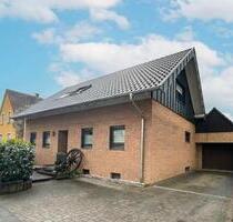 Großzügiges Familien‑ & Mehrgenerationenhaus - Euskirchen Dom-Esch