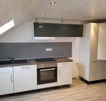 2 Zimmerwohnung mit Balkon - 975,00 EUR Kaltmiete, in Brunnthal (PLZ: 85649)