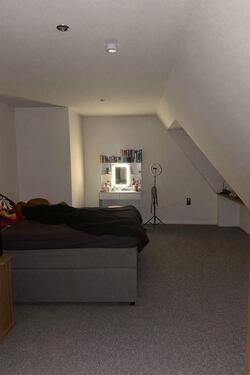 Foto - 3 Zimmer Dachgeschoßwohnung zur Miete in Langenhorn