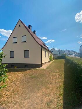 Foto - Einfamilienhaus in Veitsbronn mit großem Garten