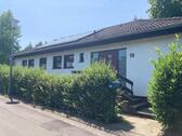 Foto - Winkelbungalow mit modernster Haustechnik auf 2.000 m² Grundstück