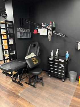 Foto - Arbeitsplätze zu vermieten für PMU-Artists & Tattoo-Artists