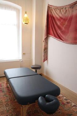 Foto - Massage treatment room for rent Behandlungsraum zu vermieten