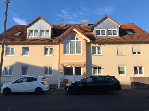 Foto - Mietwohnung in Karlburg - 1.040,00&nbsp;EUR Kaltmiete, ca.&nbsp; 90,00&nbsp;m&sup2;