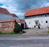 Charmantes Einfamilienhaus - Ausbaupotenzial in ruhiger Naturlage - Haunetal