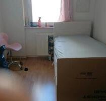 WG 2 zimmer - 30,00&nbsp;EUR Kaltmiete, ca.&nbsp; 52,00&nbsp;m&sup2; in Berlin (PLZ: 13585) Spandau
