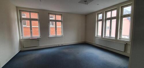 Foto - *Viel Raum für Ihr Gewerbe! Büro- Praxisfläche in TOPLAGE!!, 144 m² in Sonneberg zentral*