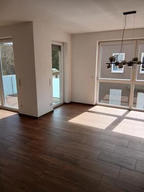 Foto - 3 Zimmer Wohnung zu vermieten - 900,00&nbsp;EUR Kaltmiete, ca.&nbsp; 90,00&nbsp;m&sup2;