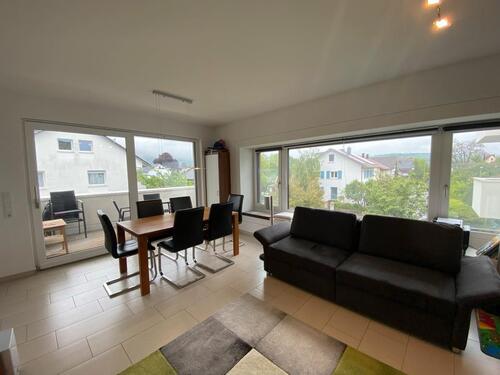 Foto - Exklusive 2,5-Zi.-Wohnung Metzingen mit TG - möbliert