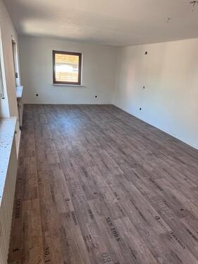 Foto - EG Wohnung 3 ZKB AB SOFORT - 950,00&nbsp;EUR Kaltmiete, ca.&nbsp; 90,00&nbsp;m&sup2;