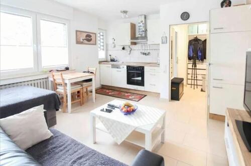 Foto - Renoviertes Appartment in Superlage, PRIVAT, teilmöbiliert