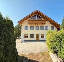 Helle 3-Zimmer-Erdgeschosswohnung in Peißenberg mit EBK und Kamin